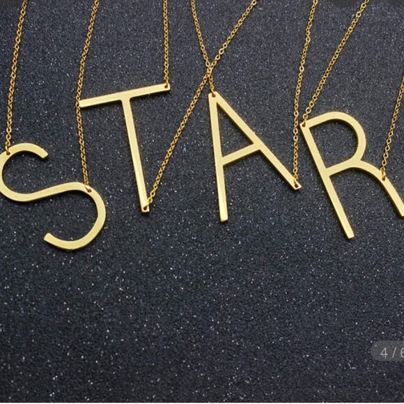 Oversized Gold Initial Pendant Necklace - Picture 5 of 7